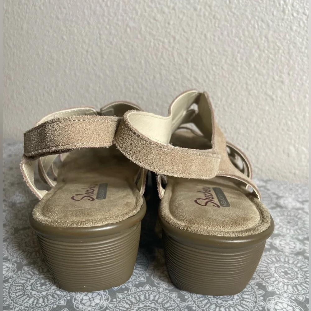 Skechers~Cut-Out~Tan~Suede~Slingback~Velcro Closure~Wedge~Sandals~Size 11